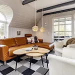 6 Person In Jerup-by Traum * Jerup