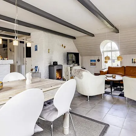 6 Person In Jerup-by Traum 度假居