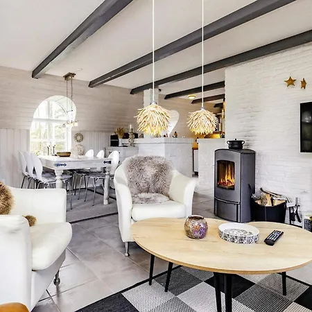 Three-bedroom In Borkop 17