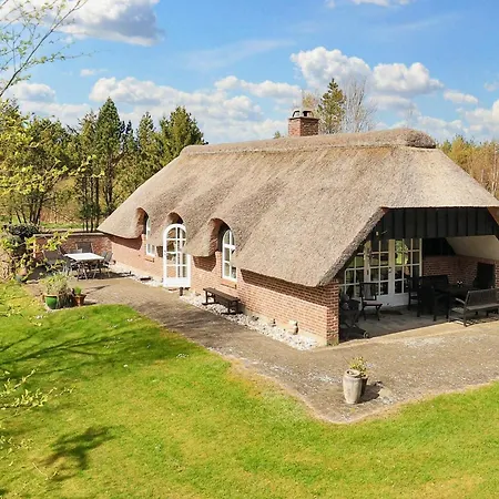 度假居 6 Person In Jerup-by Traum 耶鲁普