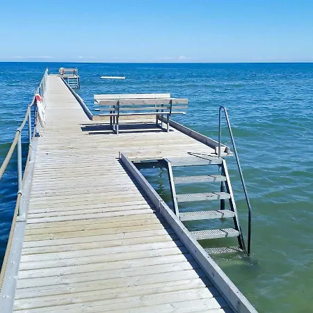 6 Person In Jerup-by Traum